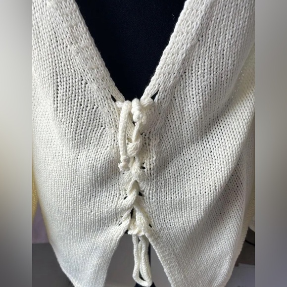 SugarLips Boutique Cream sweater. Size small. - Picture 3 of 4